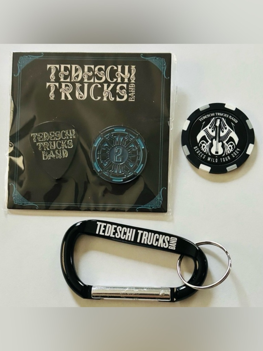 NEW! Tedeschi Trucks Band Carabiner and Enamel Pin Set & Collectible Poker Chip
